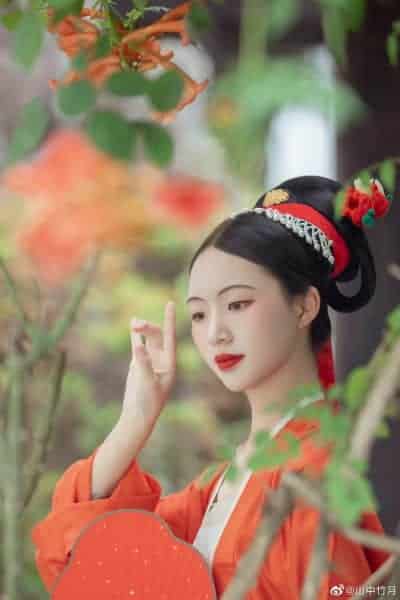Berbagai Model Baju Han (Hanfu) Tionghoa