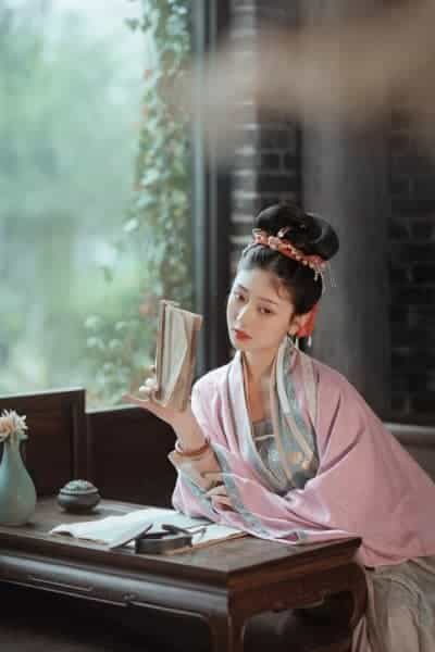 Berbagai Model Baju Han (Hanfu) Tionghoa