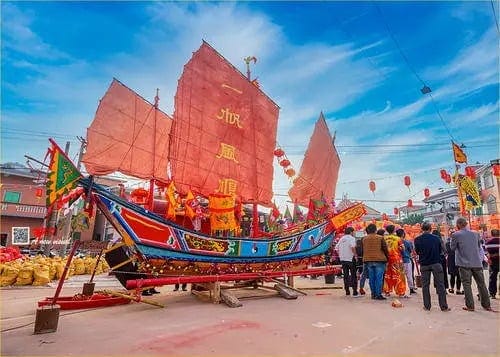 Tionghoa Org - Adat Istiadat Rakyat di Kota Xiamen, Tiongkok - Mengirim Kapal Wang