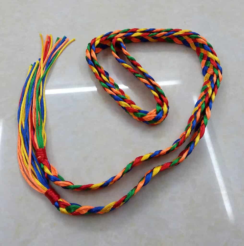 Tradisi Festival Perahu Naga Dalam bahasa Tionghoa, Festival Perahu Naga disebut sebagai Duanwu Jie (Hanzi: 端午节, Pinyin: Duānwǔ jié). Tradisi Festival Perahu Naga