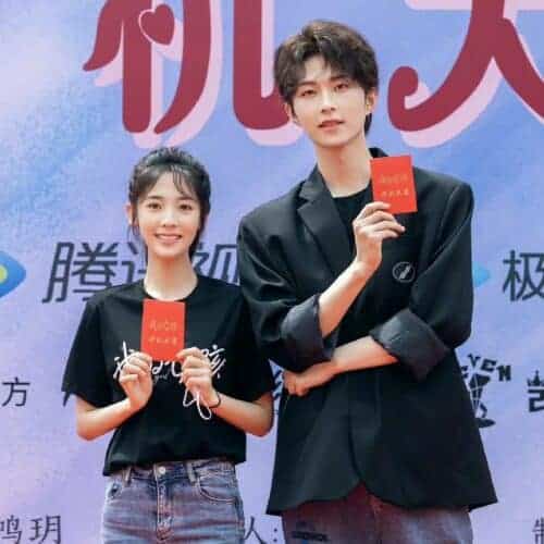 C-Drama Modern "My Girl" Yang Dibintangi Xing Fei, Xing Zhaolin & Li Geyang Telah Menggelar Upacara Syuting Drama romansa modern "My Girl" yang dibintangi Xing ZhaoLin (tidak hadir), Xing Fei, Li Geyang dan lainnya telah resmi menggelar upacara syuting drama. C-Drama Modern "My Girl" Yang Dibintangi Xing Fei, Xing Zhaolin & Li Geyang Telah Menggelar Upacara Syuting