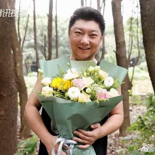 Dibintangi Pan Yueming dan Wang Ou, Proses Syuting Drama "Dream House" Telah Berakhir Melalui akun weibonya, drama "Dream House / 理想的房子" mengumumkan bahwa proses syuting mereka secara resmi telah berakhir. Dibintangi Pan Yueming dan Wang Ou, Proses Syuting Drama "Dream House" Telah Berakhir