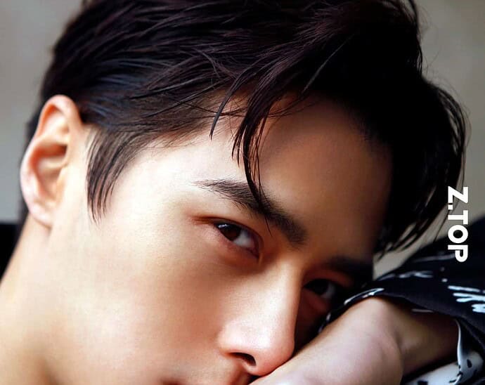 Fang Yilun Dalam Pemotretan Untuk Majalah Z.TOP