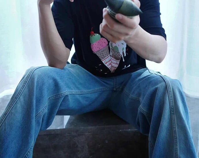 Kumpulan Potret Aktor Tiongkok Spesial Festival Perahu Naga Festival Perahu Naga merupakan salah satu dari festival penting dalam kebudayaan dan sejarah Tiongkok. Dalam bahasa Tionghoa, Festival Perahu Naga disebut sebagai Duanwu Jie (Hanzi: 端午节, Pinyin: Duānwǔ jié). Kumpulan Potret Aktor Tiongkok Spesial Festival Perahu Naga