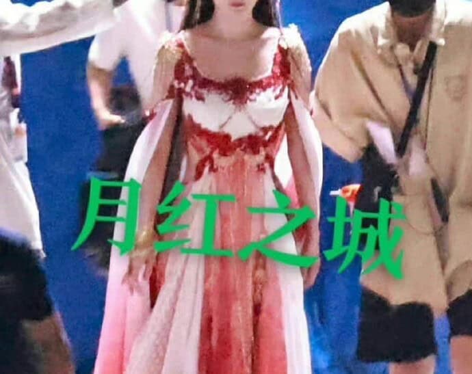 Potret Yang Mi & Gong Jun Saat Syuting Drama “Fox Spirit Matchmaker: Yue Hong Chapter"