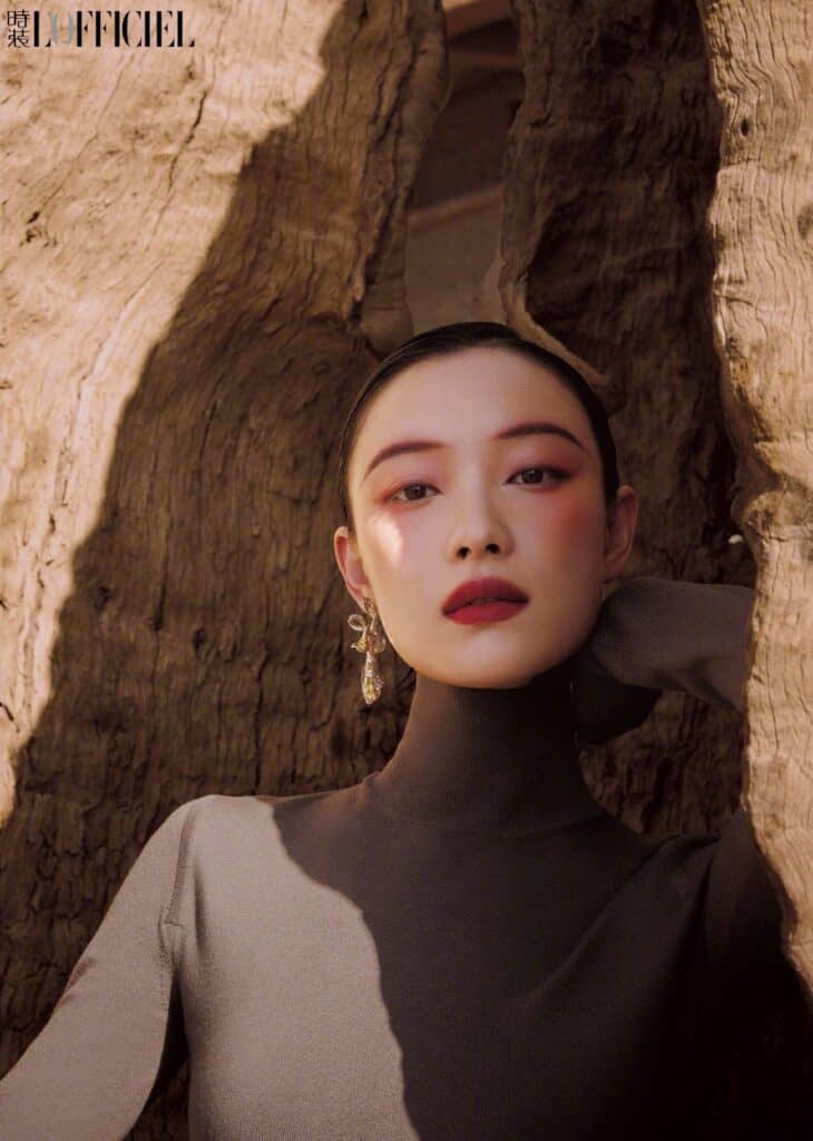 Tionghoa Org - Ni Ni Dalam Sampul Majalah L’Officiel China Edisi September 2022 - 4