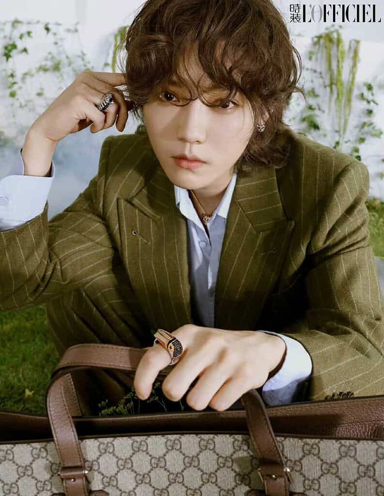 Tionghoa Org - Potret Lu Han Dalam Sampul Majalah L’Officiel China Edisi Oktober 2022 - 4