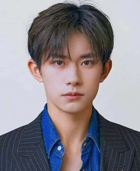 Biodata dan Profil Aktor dan Penyanyi Jackson Yi / Yi Yang Qian Xi / 易烊千玺
