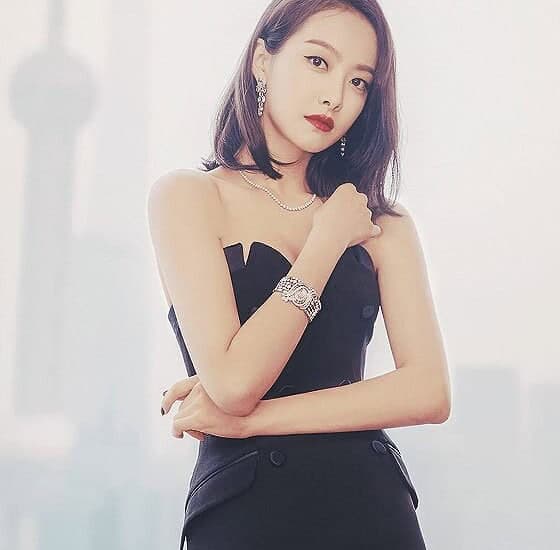 Biodata dan Profil Aktris dan Penyanyi Victoria Song / Song Qian / 宋茜
