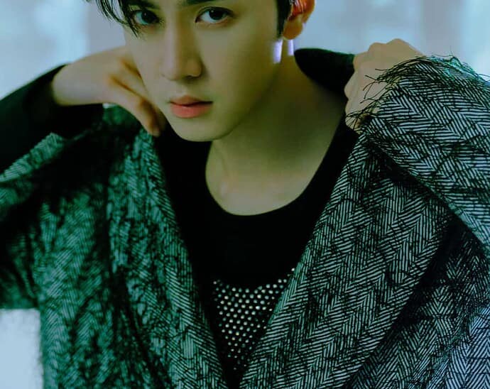 Chen Zheyuan Dalam Pemotretan Sampul Majalah Trendmo Men China Majalah Trendmo Men China rilis pemotretannya bersama Chen Zheyuan yang akan menghiasi sampul majalahnya. Tionghoa Org - Chen Zheyuan Dalam Pemotretan Sampul Majalah Trendmo Men China - 1