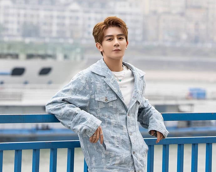 Tionghoa Org - Rayakan Ultah Ke-22 Hari ini, Tim Xia Zhiguang Bagikan Potret Barunya - 5