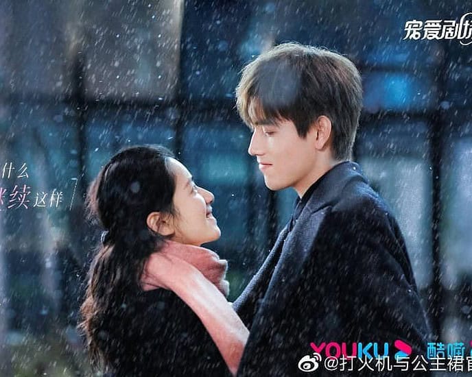 Chen Feiyu & Zhang Jingyi Dalam Poster Drama “Lighter and Princess” Masih tahap syuting, drama romansa modern “Lighter and Princess / 打火机与公主裙” rilis klip video & poster baru dari Chen Feiyu & Zhang Jingyi. Tionghoa Org - Chen Feiyu & Zhang Jingyi Dalam Poster Drama “Lighter and Princess” - 1