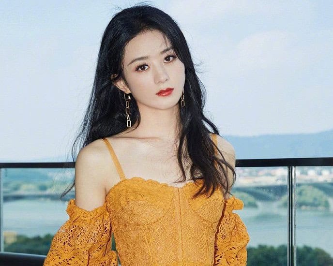 Dituduh Melakukan Penggelapan Pajak, Zhao Liying Resmi Menggugat Si Penyebar Rumor Pada 29 Maret kemarin, Zhao Liying telah mempercayakan seorang pengacara untuk mengeluarkan pernyataan dan memulai gugatan hak reputasi terhadap insiden pembuatan rumor jahat di Internet. Saat ini, materi pengajuan kasus telah diserahkan ke pengadilan. Tionghoa Org -Dituduh Melakukan Penggelapan Pajak, Zhao Liying Resmi Menggugat Si Penyebar Rumor - 1