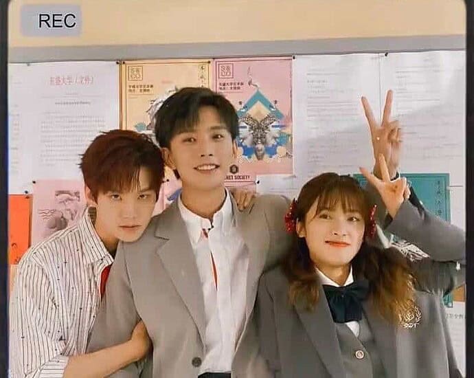 Tionghoa Org - Ini Potret Shen Yue & Wang Jingxuan Untuk Drama “Comic Girl Romance” - 2