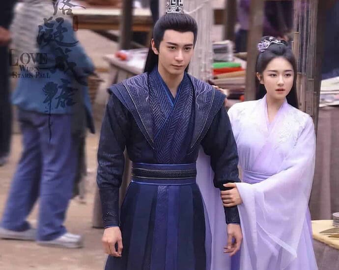 Tionghoa Org - Potret Chen Xingxu & Li Landi Saat Syuting Drama “Love When The Stars Fall” - 1
