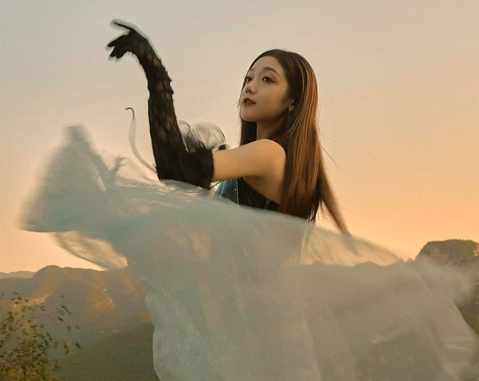 Tionghoa Org -Potret Curley Gao (Xilinnayi Gao) Untuk VOGUE+ - 3